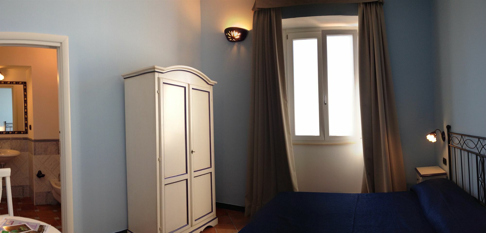 Il Porticciolo Di Couette-café 2*