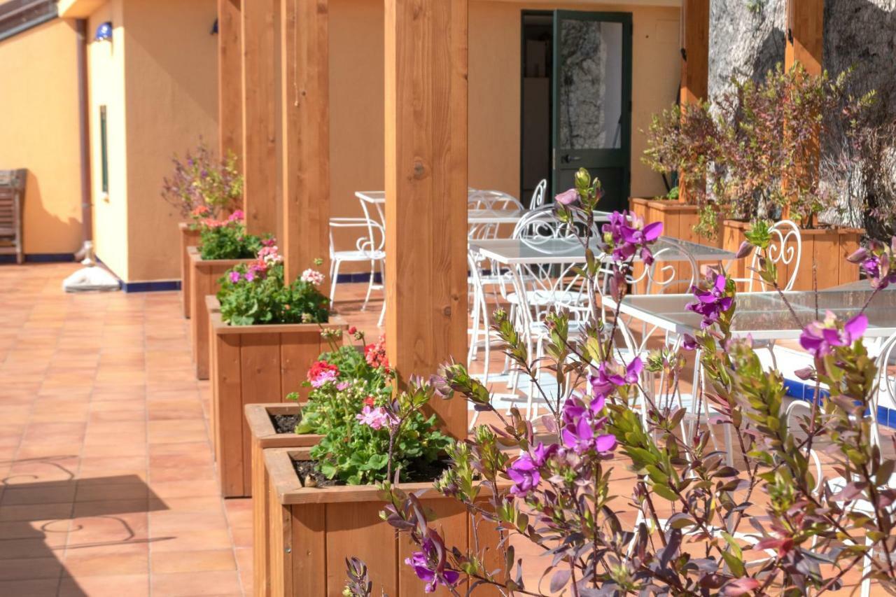 Bed & Breakfast Il Porticciolo Di 2*